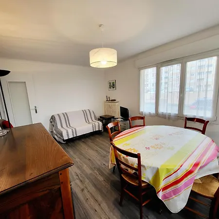 Apartment T2 Moderne Avec Parking, Proche Et Commerces - D'olonne - Fr-1-92-936 Les Sables-d'Olonne