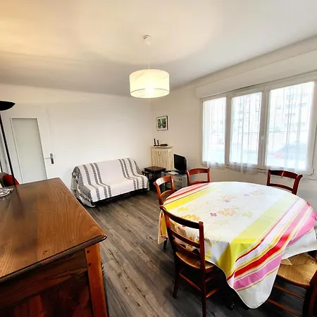 T2 Moderne Avec Parking, Proche Et Commerces - D'olonne - Fr-1-92-936 莱萨布勒-多洛讷