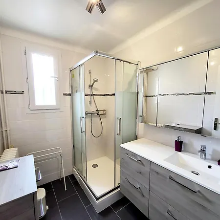 公寓 T2 Moderne Avec Parking, Proche Et Commerces - D'olonne - Fr-1-92-936 莱萨布勒-多洛讷