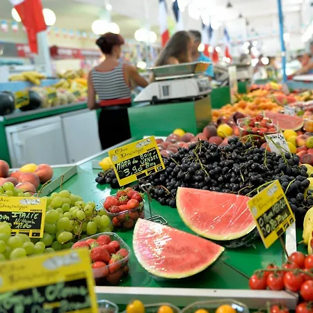 T2 Moderne Avec Parking, Proche Et Commerces - D'olonne - Fr-1-92-936 * 莱萨布勒-多洛讷